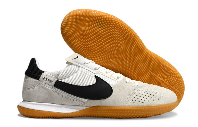 Nike Street Gato 26 IC Summit White